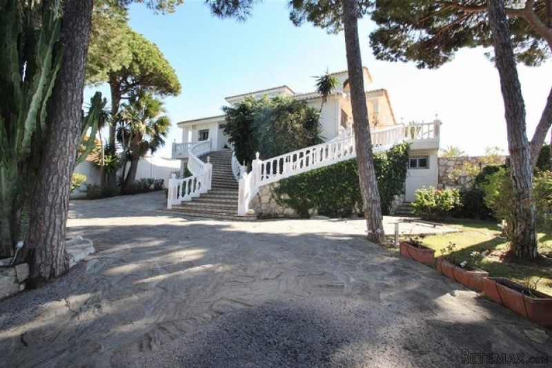 5 Bedrooms - Villa - Malaga - For Sale - 2