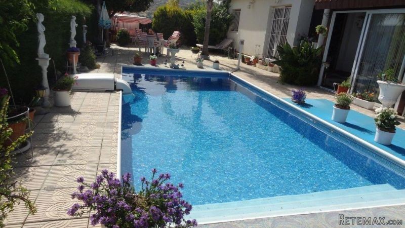 Cosy 3 bedroom Bungalow in Pyrgos - 2