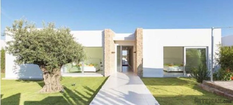 Contemporary Villa