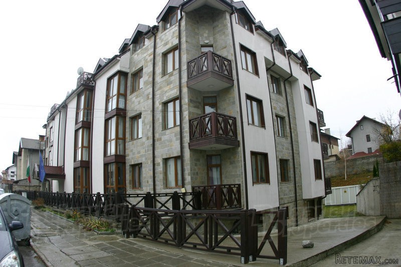 Furnished 1- And 2-Bedroom Luxury..