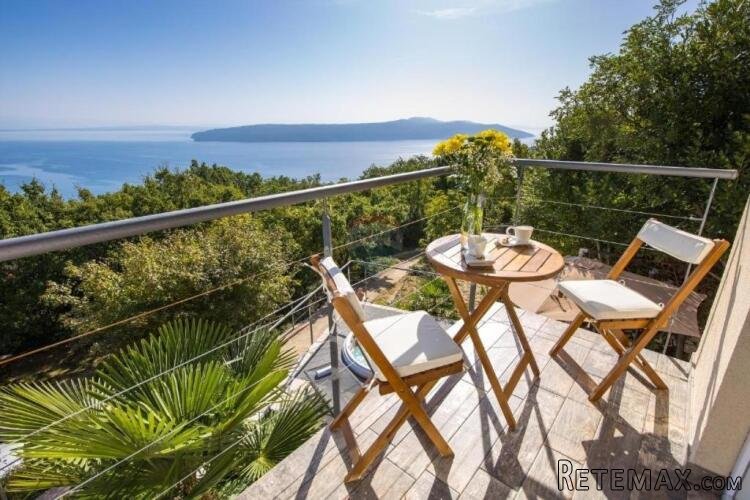 OPATIJA, MOŠĆENIČKA DRAGA- kuća u zelenilu s pogledom na mor - 2