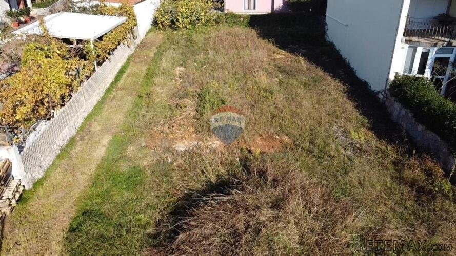 Poreč, Varvari - atraktivno zemljište na dobroj lokaciji - 2
