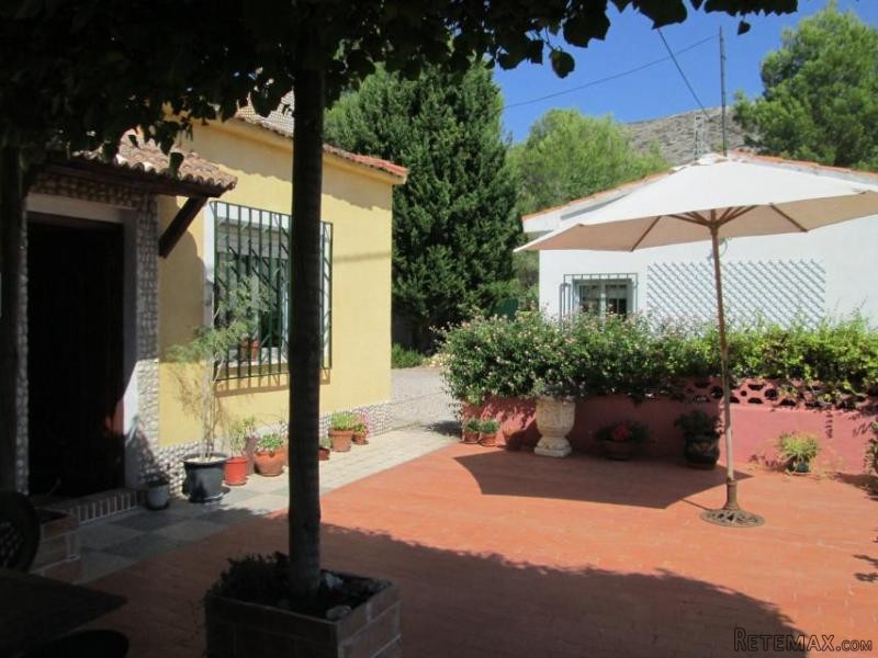 5 bedroom villa in Alcoy with pool and..