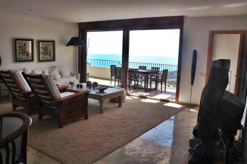 3 Bedroom Middle Floor Apartment - 2