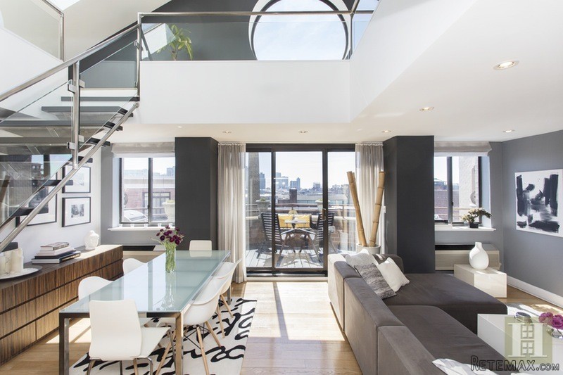 4 bedroom PentHouse For Sale: 300..
