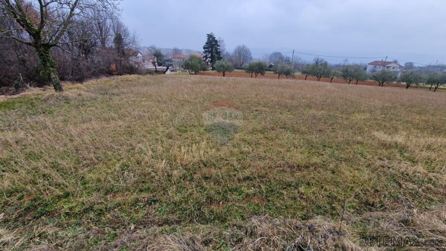 Istra, Sutivanac, građevinsko zemljište sa projektom i plaće - 8