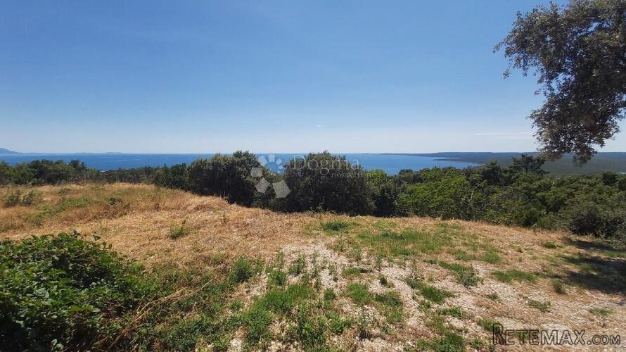 GRAĐEVINSKO ZEMLJIŠTE S POGLEDOM NA MORE - 2