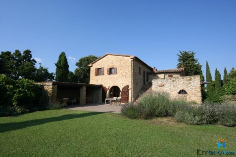 Magnificent farmhouse - 2