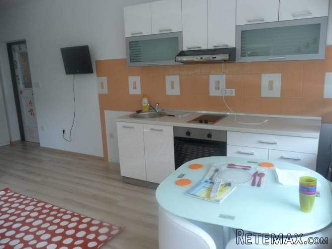 Zagreb, Bukovac, kuća 672m2+880m2 okućnica - 4
