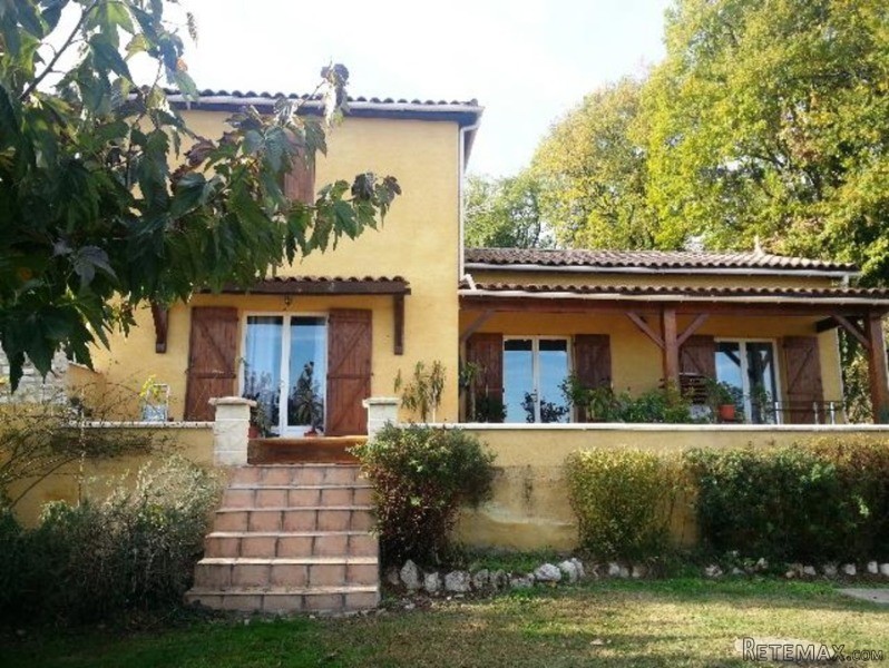 Pretty Contemporary House Situated On..