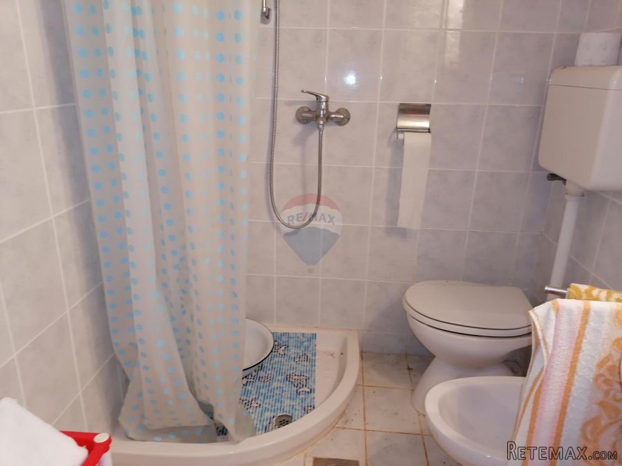 Istra, Višnjan, dvije kuće za adaptaciju - 8