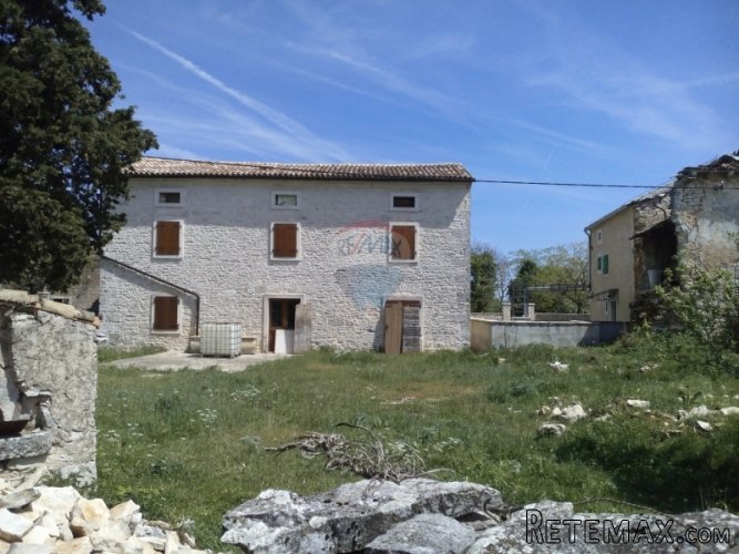 Istra, kuća nedaleko od Pule
