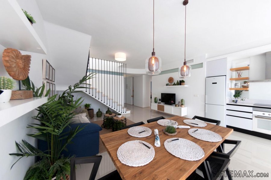 Residencial nuevo en Orihuela Costa. Situado en una..