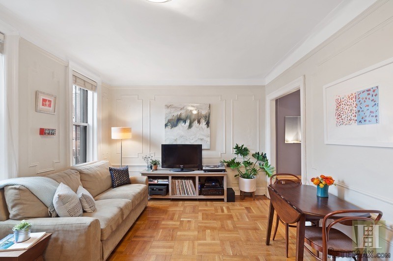 1 bedroom Apartment For Sale: 30..