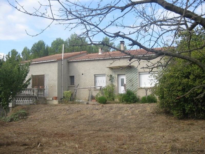 Country Stone House With 5 Bedrooms..