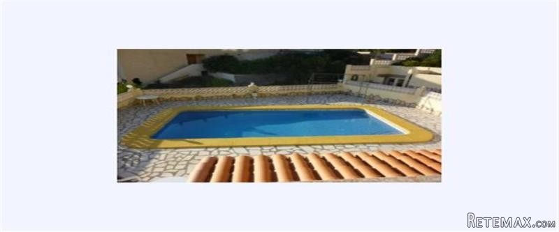 4 Bedrooms - Villa - Alicante - For Sale