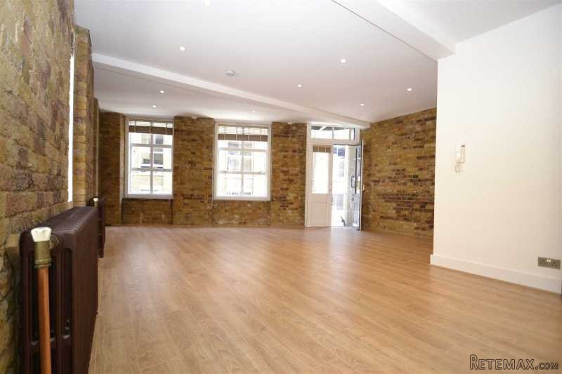 Tabernacle Street EC2A - 2