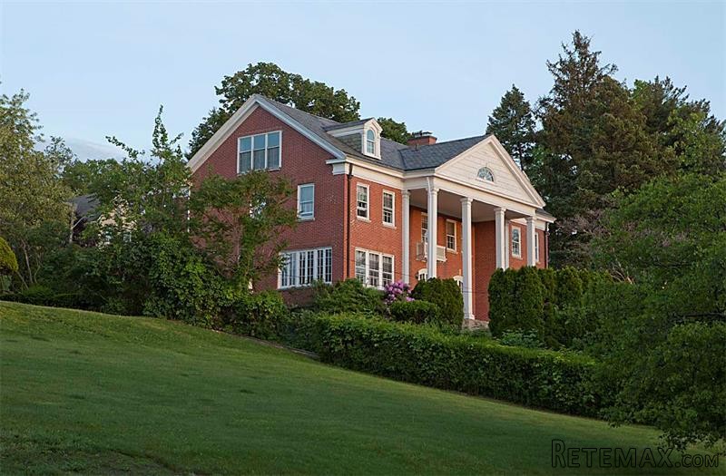 5 bedroom House For Sale: 65 Abbey.. - 2
