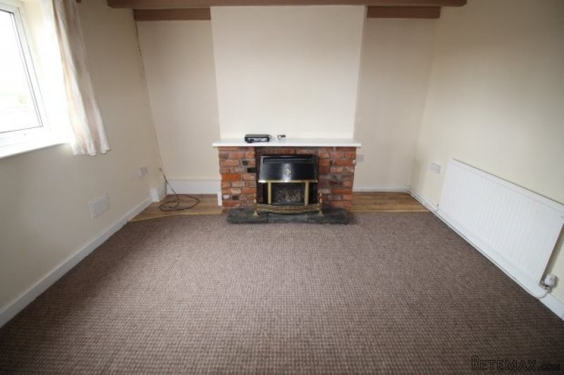2 bedroom, Terraced House house for sale - 2