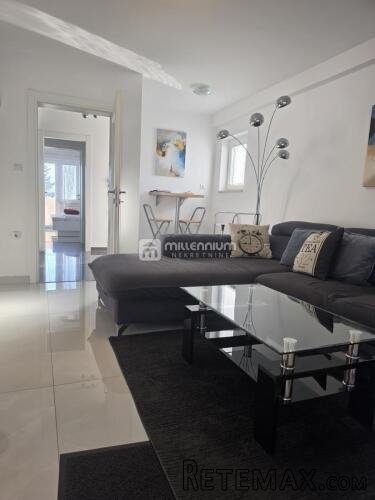 Crikvenica, 385m2, predivna kuća s bazenom - 2