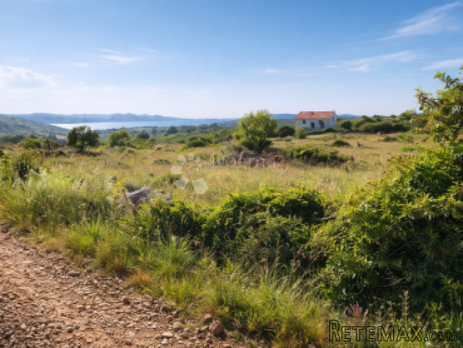 Debeljak - Građevinsko zemljište - 660m2