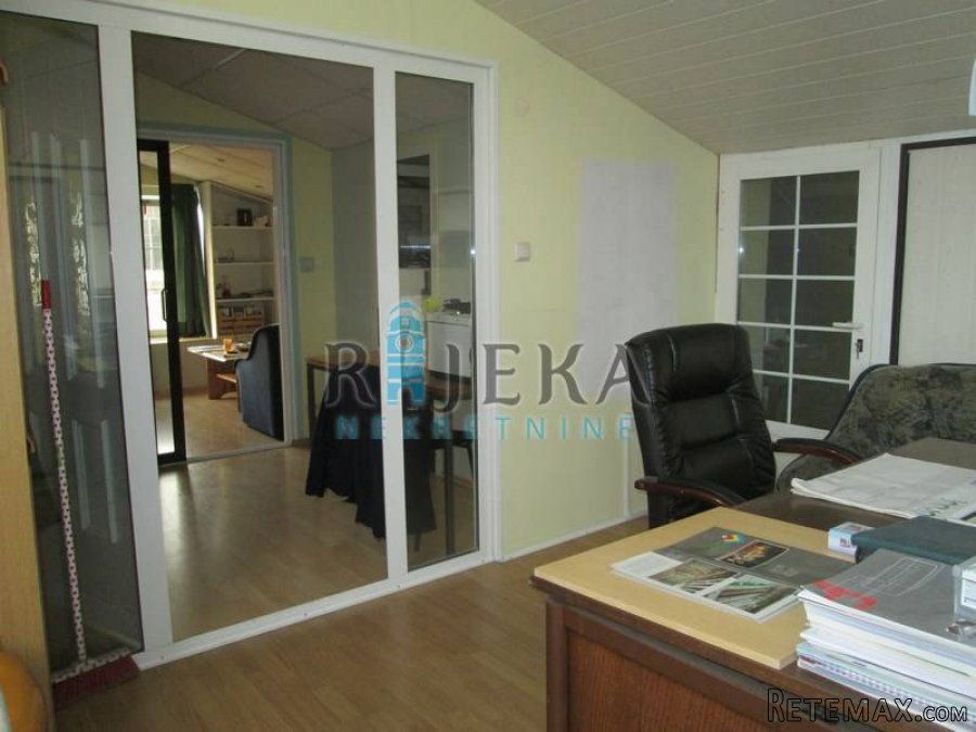 Bribir- hala 148m2 s uredima + predprostor PRILIKA! - 4