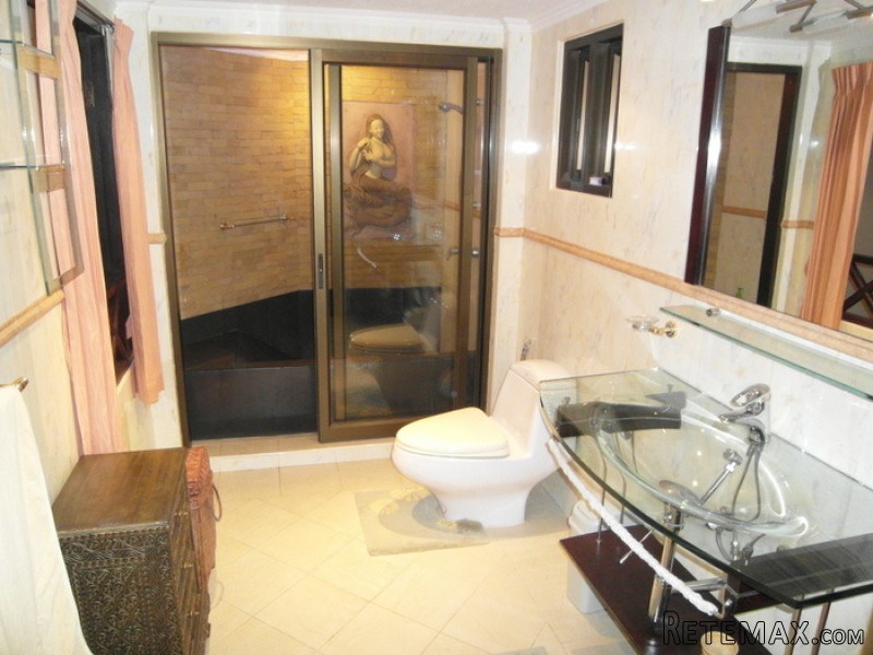 Chateau Dale: Luxury 2-bedroom duplex.. - 2