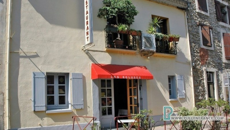 Well-Known Restaurant With Private.. - 2