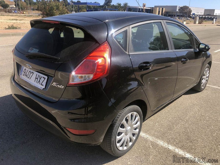 Ford - 4