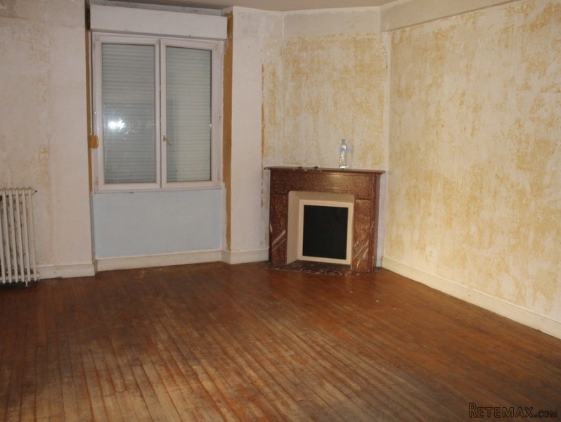 4 Bedroom Villa For Sale In Need Of.. - 2