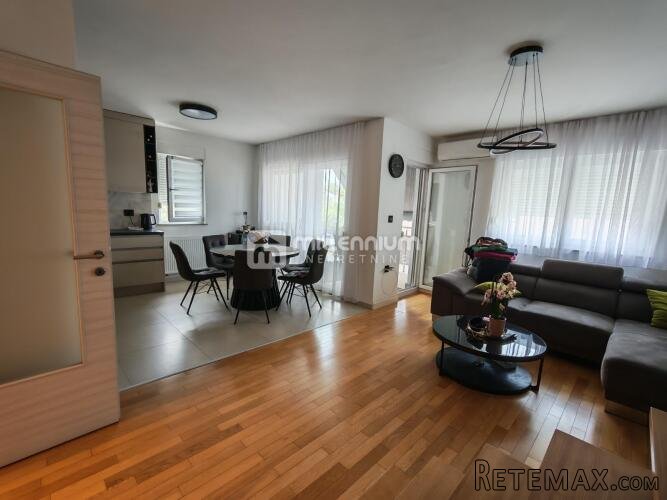 Viškovo, 144.10m2, prekrasan 5s+db s terasom i pogledom - 2