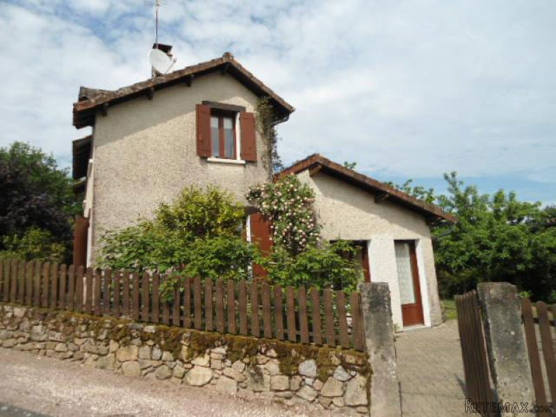 3 Bed Village House With Garden.. - 2