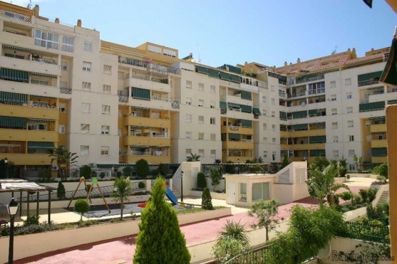 Middle Floor Apartment