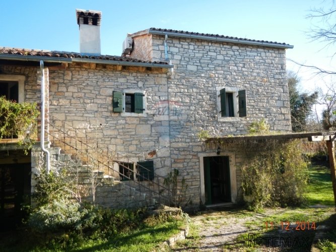 Turističko imanje s tri kamene kuće i bazenom - 2