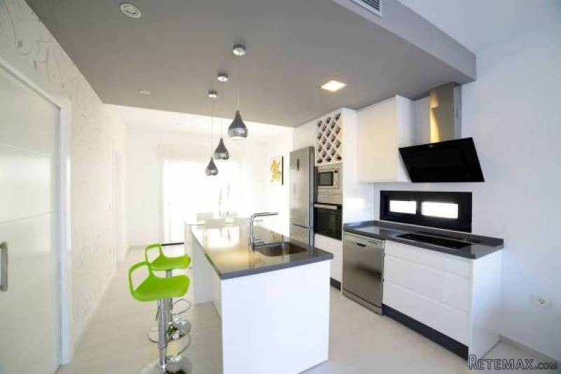 2 Bedroom 2 Bathroom Bungalow In San..
