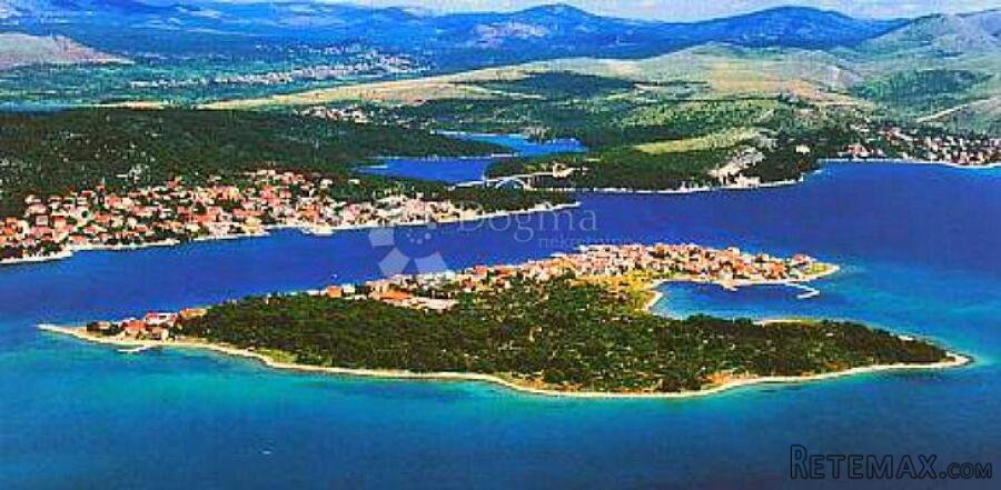 Jedinstvena Prilika – Poljoprivredno Zemljište u Prvom Redu