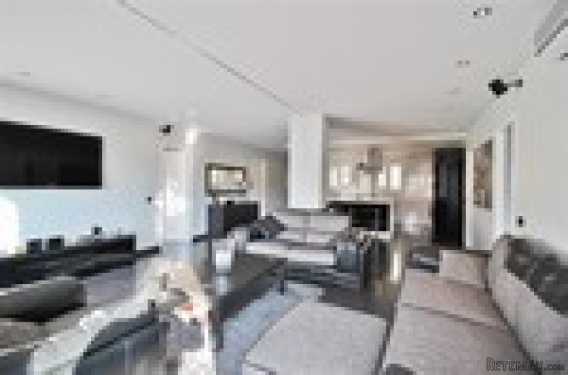 Apartment For Sale In Benalmadena..