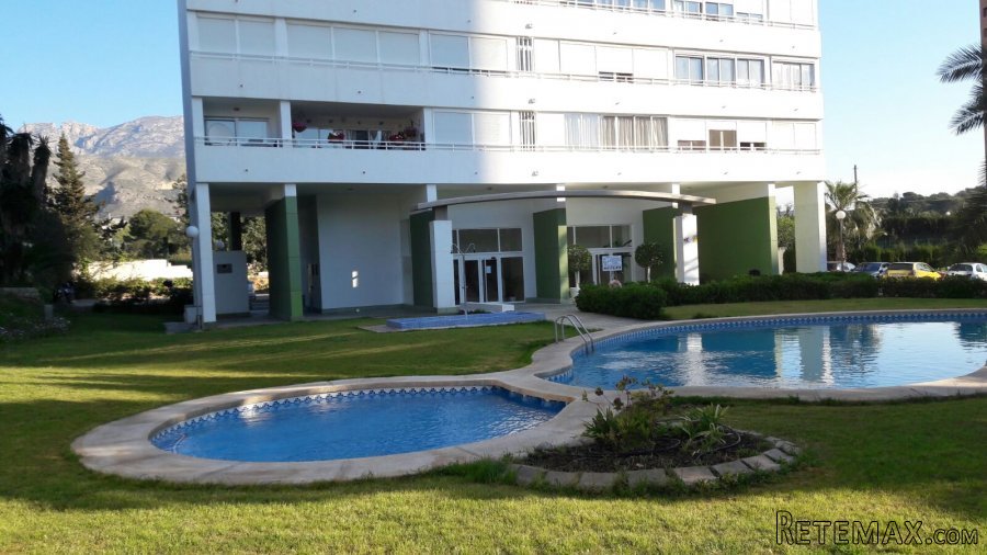 Beautiful 83 m2 furnished apartment in Cala of Benidorm, 2..