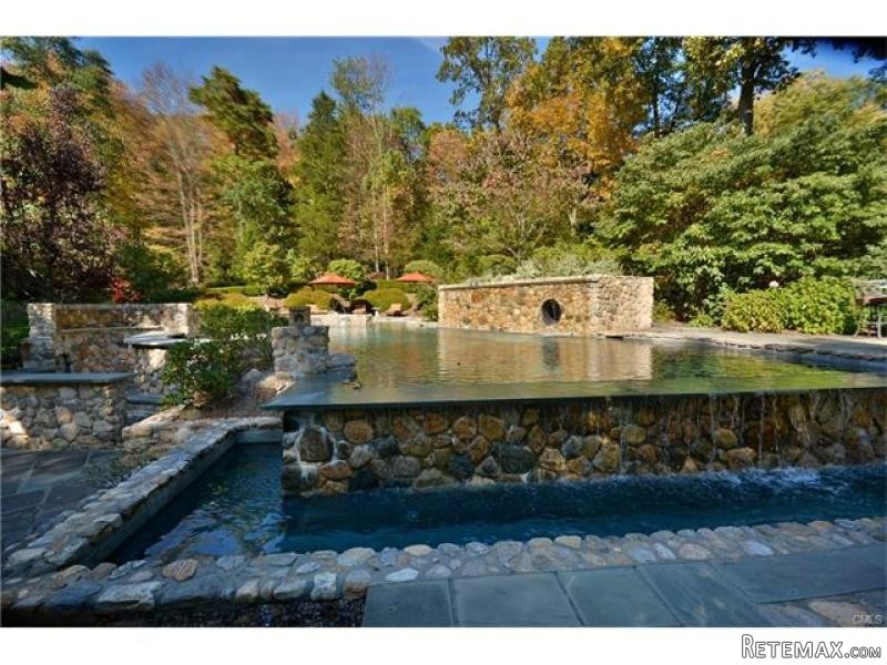 5 bedroom House For Sale: 95 INDIAN..