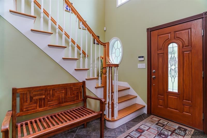 4 bedroom House For Sale: 3172 Poplar.. - 2