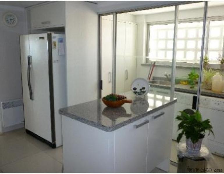 3 Bedroom Apartment - For Sale - Mansa - 2