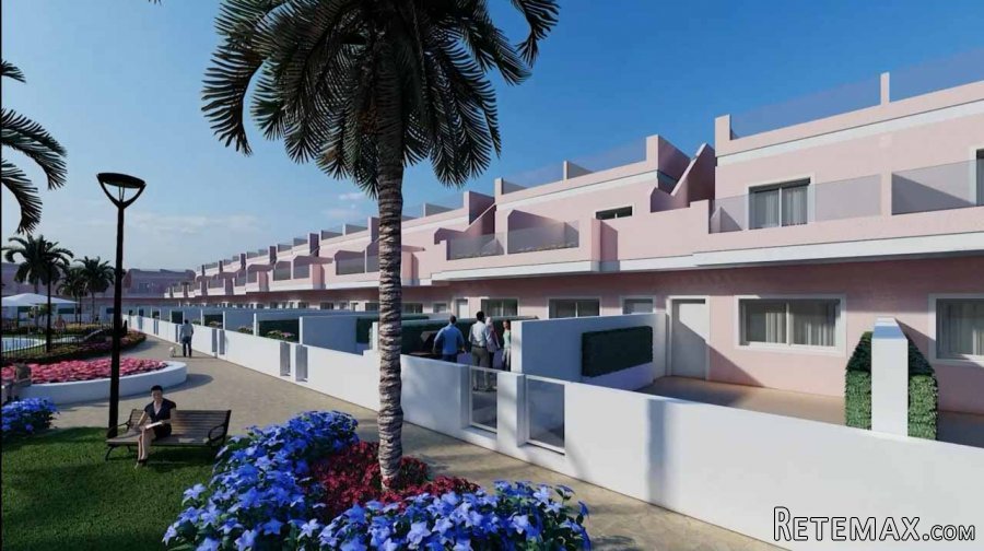 Apartamentos en primera planta de 3 dormitorios, 2 baños y..