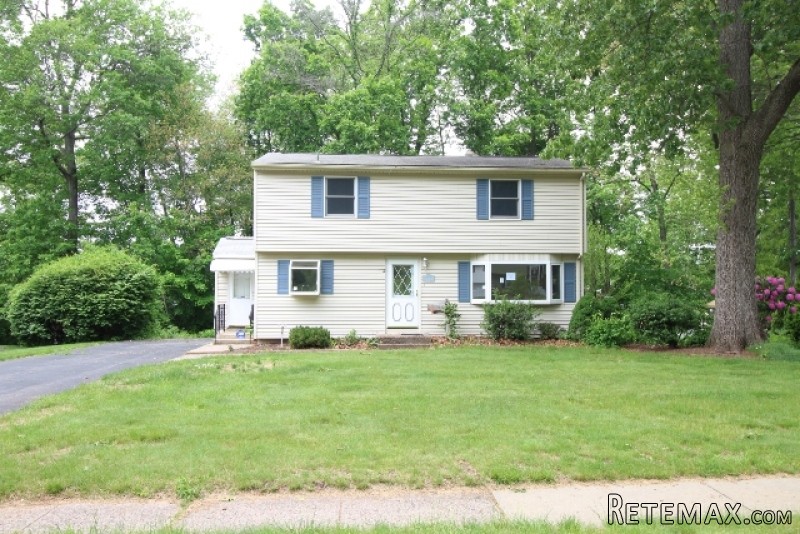 23 Woodland Drive Wallingford, CT..