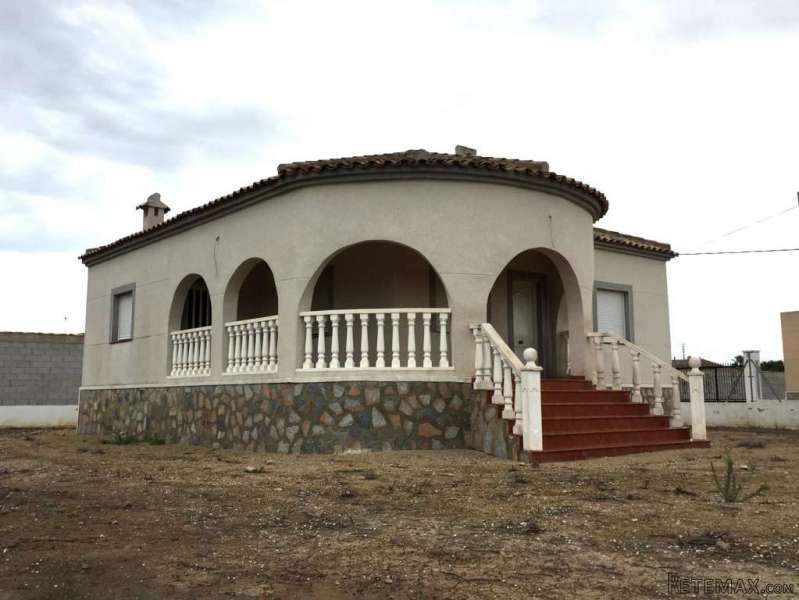 Detached Villa In Catral