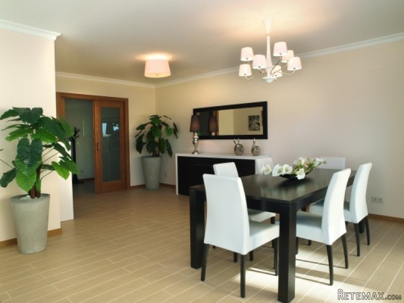 Spacious 3 Bedroom Apartment In Portimao - 2