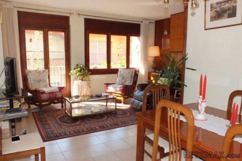 ROSES: Apartment in the center of Rosas..