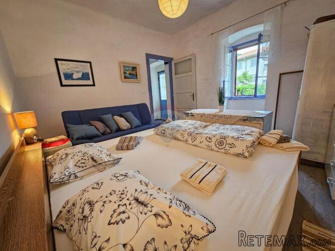 Rijeka, Bakar, djelomično renovirana kuća 140m2, udaljena 40 - 7
