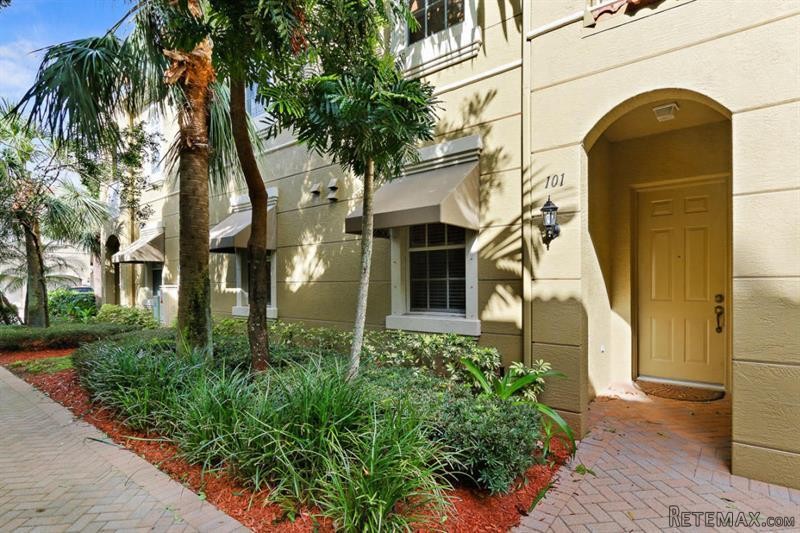 3 bedroom Residence For Sale: Palm.. - 2
