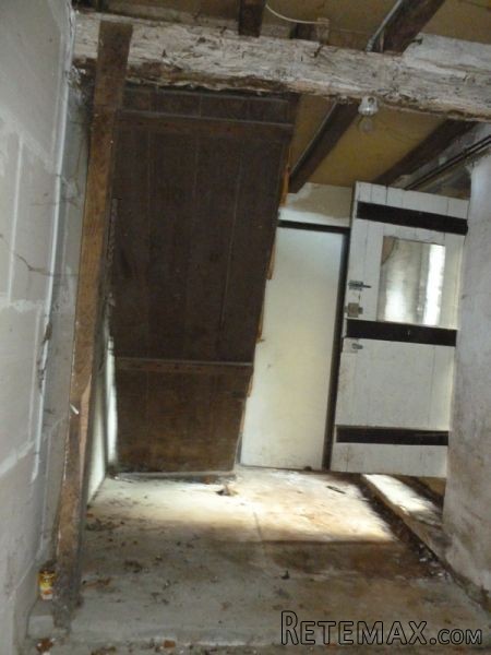 French Country House to Restore - 2