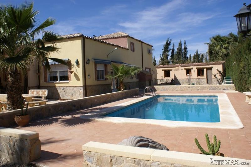 Five Bedroomed Detached Villa with..